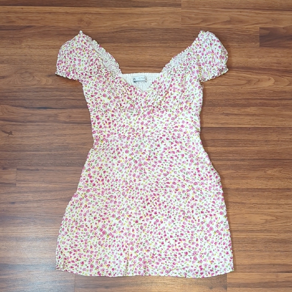 Zara Floral Off The Shoulder Mini Dress Size Small Pink Soft Girl Feminine